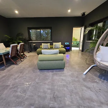 וילה Tg New Luxury Private - Heated Salty Swimming Pool, Outdoor Jacuzzi, Sauna, Exotic Garden