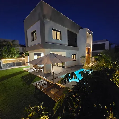 Tg New Luxury Private - Heated Salty Swimming Pool, Outdoor Jacuzzi, Sauna, Exotic Garden Willa Limassol