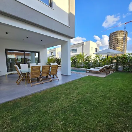 Tg New Luxury Private - Heated Salty Swimming Pool, Outdoor Jacuzzi, Sauna, Exotic Garden Willa Limassol