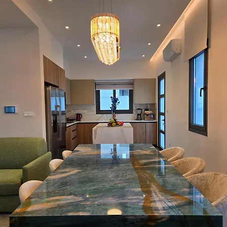 Tg New Luxury Private - Heated Salty Swimming Pool, Outdoor Jacuzzi, Sauna, Exotic Garden Willa