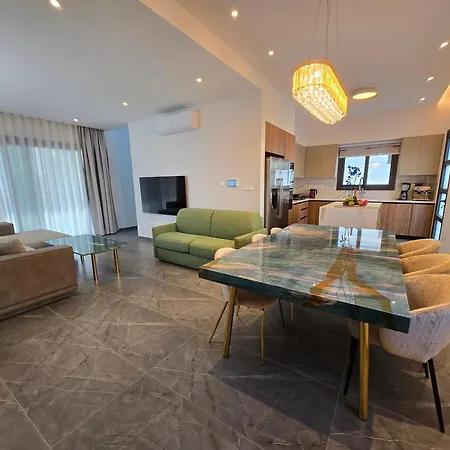 Willa Tg New Luxury Private - Heated Salty Swimming Pool, Outdoor Jacuzzi, Sauna, Exotic Garden Limassol
