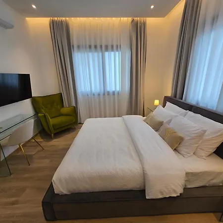 Tg New Luxury Private - Heated Salty Swimming Pool, Outdoor Jacuzzi, Sauna, Exotic Garden * Limassol